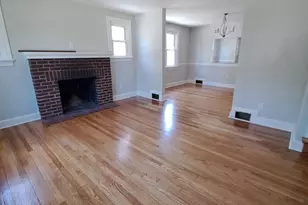 1802 Maple St, Wilmington, DE 19805 - Photo 2