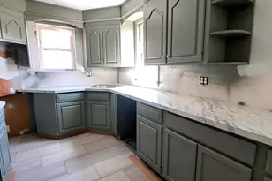 1802 Maple St, Wilmington, DE 19805 - Photo 2