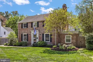 10 Vining Ln, Wilmington, DE 19807 - Photo 2