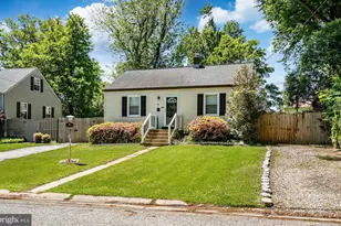 8 Garrett Rd, Wilmington, DE 19809 - Photo 2