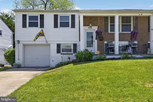 716 Elmtree Ln, Claymont, DE 19703 - Photo 1