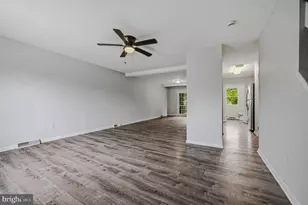 217 W Edgewater Way, Newark, DE 19702 - Photo 6