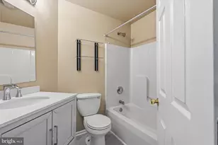 279 E Flagstone Dr, Newark, DE 19702 - Photo 32