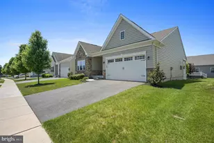 672 Southerness Dr, Townsend, DE 19734 - Photo 2