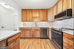 64 Welsh Tract Rd, Newark, DE 19713 - Photo 1
