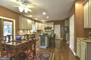 22 Taylors Mill Ln, Wilmington, DE 19808 - Photo 18