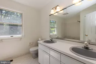 293 Chippenham Ln, Hockessin, DE 19707 - Photo 20
