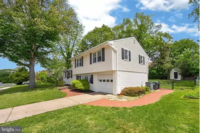 2040 Floral Drive, Wilmington, DE 19810 - Photo 2