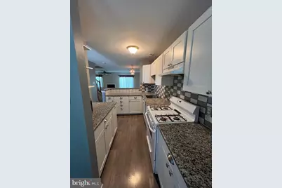 243 Stonebridge Boulevard, New Castle, DE 19720 - Photo 2