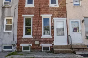 733 Center St, New Castle, DE 19720 - Photo 1