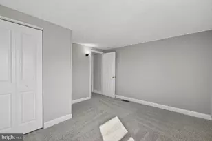 733 Center St, New Castle, DE 19720 - Photo 16