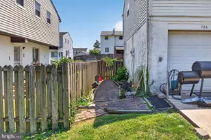 726 Plumtree Ln, Claymont, DE 19703 - Photo 52