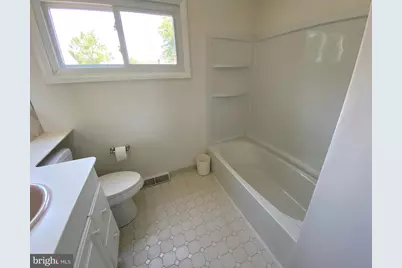 16 N Avon Drive, Claymont, DE 19703 - Photo 14