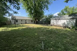 422 Howell Dr, New Castle, DE 19720 - Photo 32