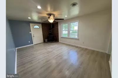 422 Howell Drive, New Castle, DE 19720 - Photo 12