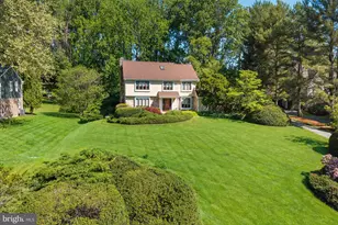 37 E Belmont Dr, Hockessin, DE 19707 - Photo 2