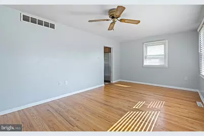 212 N Brownleaf Road, Newark, DE 19713 - Photo 2