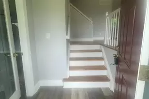1207 Flint Hill Rd, Wilmington, DE 19808 - Photo 2