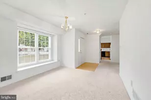 11 Fleetwood Ct, Wilmington, DE 19804 - Photo 2
