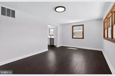 111 Dyer Avenue, New Castle, DE 19720 - Photo 6