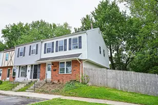 102 Hopkins Ct, Newark, DE 19713 - Photo 1