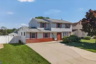 2318 Smiths Ln, Wilmington, DE 19810 - Photo 2