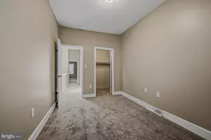 703 E 9th St, Wilmington, DE 19801 - Photo 22