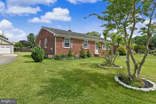 138 Casimir Dr, New Castle, DE 19720 - Photo 2