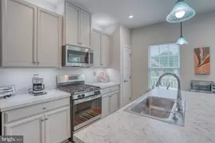 2049 Rivers Dr, Newark, DE 19702 - Photo 12