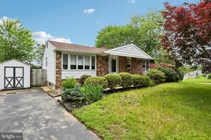 115 Brewster Dr, Newark, DE 19711 - Photo 2