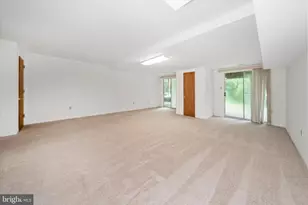 952 Glackens Ln, Wilmington, DE 19808 - Photo 18
