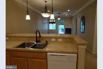 101 Colonial Downs Court #1102, Newark, DE 19702 - Photo 6