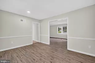 806 N Country Club Dr, Newark, DE 19702 - Photo 22