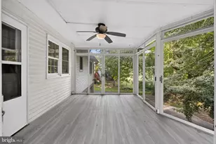806 N Country Club Dr, Newark, DE 19702 - Photo 40