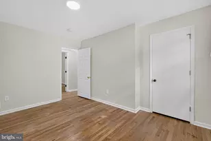 806 N Country Club Dr, Newark, DE 19702 - Photo 36