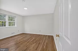 806 N Country Club Dr, Newark, DE 19702 - Photo 26