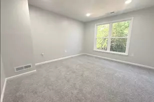 209 Parma Ave, New Castle, DE 19720 - Photo 12