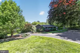 202 N Spring Valley Rd, Wilmington, DE 19807 - Photo 2