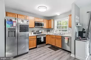 10 W Violette Dr, New Castle, DE 19720 - Photo 8