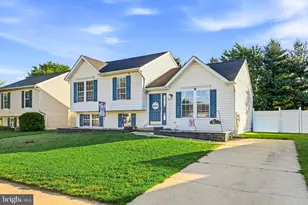 10 W Violette Dr, New Castle, DE 19720 - Photo 1