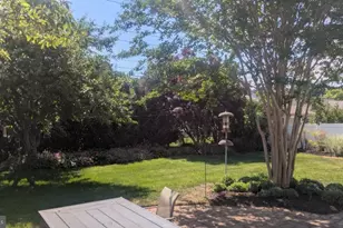 22 W Dale Rd, Wilmington, DE 19810 - Photo 6