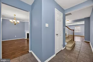 134 E Green Valley Cir, Newark, DE 19711 - Photo 2