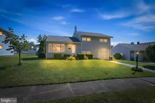 141 S Shelley Dr, Claymont, DE 19703 - Photo 1