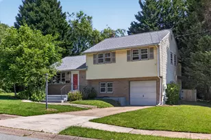 1706 Pennrock Rd, Wilmington, DE 19809 - Photo 2