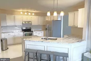 125 Upper Valley Ln, Newark, DE 19711 - Photo 2