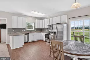 342 Camerton Ln, Townsend, DE 19734 - Photo 8