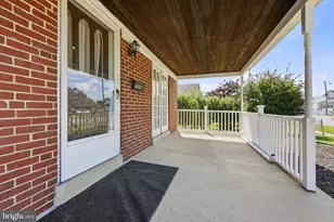 203 Commonwealth Ave, Claymont, DE 19703 - Photo 2