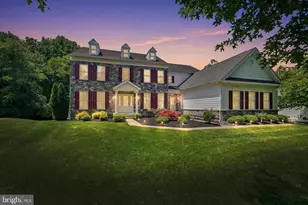 17 Waterton Dr, Bear, DE 19701 - Photo 1