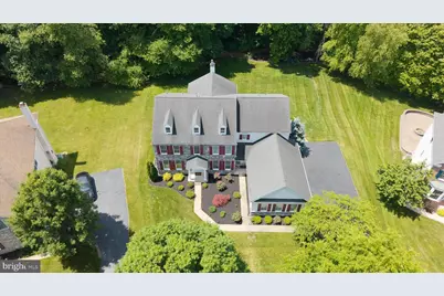 17 Waterton Drive, Bear, DE 19701 - Photo 2