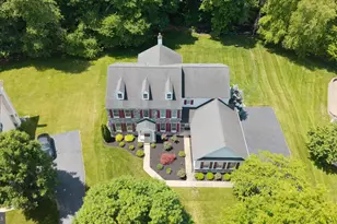 17 Waterton Dr, Bear, DE 19701 - Photo 2